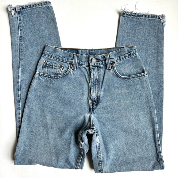 Levi’s 550 90s Vintage Women’s Jeans Relaxed Fit Tapered Leg 27 - Picture 2 of 16